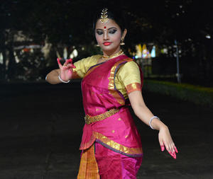 Indian Dance 1